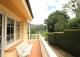 Caxidi. Cangas de Onís. Casa en venta con amplio jardín y piscina