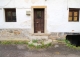 Casa rústica tradicional de pueblo en venta cerca Covadonga. Cangas de Onís.