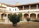 Sierra de Gredos. Casa en venta en el claustro del convento de Aldeanueva de la Cruz. Ávila.