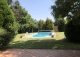 León. Chalet en venta. Amplio jardín con piscina. Ideal turismo rural en el Camino de Santiago.