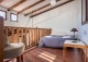 Sierra de Aracena. Huelva. Casas rurales y finca  en venta. Valdelarco.