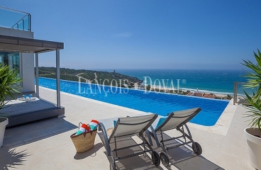 Villa en venta.  Zahara de los Atunes. Vistas al mar