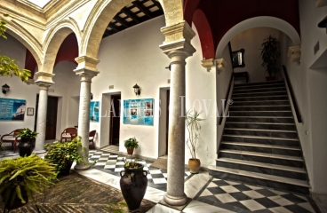 Hotel Palacio Siglo XVII en venta. El Puerto de Santa María.