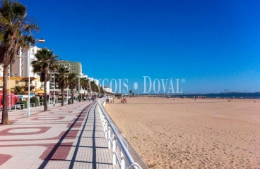 Suelo residencial en venta. Cádiz. El puerto de Santa Maria. Primera línea playa.