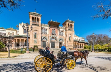 Sevilla. Hotel de lujo en venta en centro histórico y turístico. 