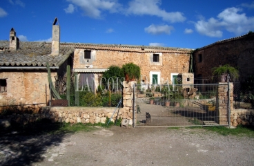 Mallorca. Finca rústica en venta ideal agroturismo. Sant Jordi.