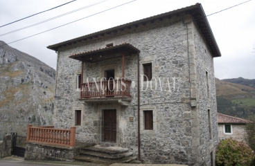 Mirones. Cantabria Casona en venta