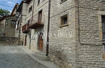 Borau. Pirineo de Huesca. Casa Rural en venta.