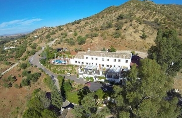 Sierra de Las Nieves. Málaga. Casas rurales en venta.