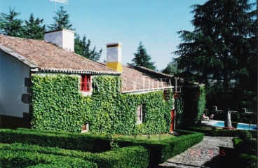 Concello de Oza dos Ríos. A Coruña. Pazo en venta.