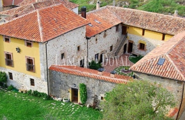 Palacete. Casa señorial en venta. Montaña Palentina.