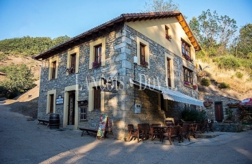 Negocio rural tienda y restaurante en venta.  Piedrasecha. Carrocera. León