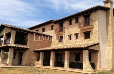 El Matarraña. Casa rural en venta. Hotel con encanto. Arens de Lledó. Teruel.