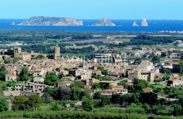 Pals. Baix Empordà. Suelo residencial u hotelero en venta