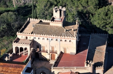 Castillo en venta. Penedès. Casa palacio fortificada.  Ideal enoturismo.