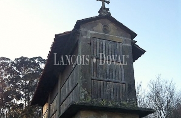 Dodro. Casona de piedra en venta. A Coruña casas rurales.