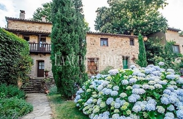 Valle del Jerte. Hotel rural con encanto en venta. Sierra de Gredos. Jerte. Tornavacas.