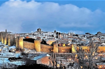 Hotel con encanto y restaurante en venta. Provincia de Ávila.