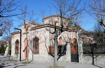 Cardedeu. Singular casa en venta obra del arquitecto modernista Raspall.