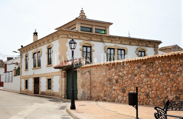 Cuenca. Hotel rural y restaurante en venta. Pantano de Alarcón.