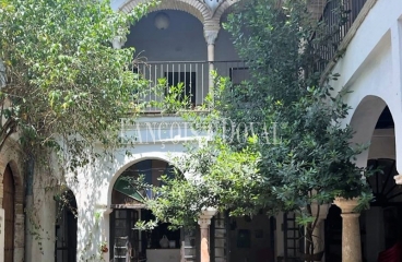 Córdoba. Casa señorial en venta en el casco histórico. Ideal hotel con encanto.