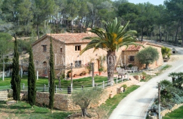 Masía y finca en venta. Olivella. Parque natural Garraf. Ideal turismo rural