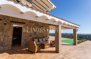 Navarrés. Finca y casa rústica en venta. Ideal eventos o proyecto rural