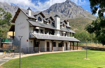 León. Apartamentos turísticos en venta. Babia. Torrebarrio Peña Ubiña