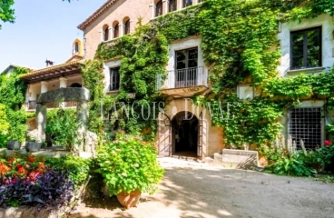 Gran finca histórica con masía modernista en venta en Llagostera Girona