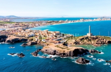 Hotel en venta en El Mar Menor con gran capacidad y  ubicación estratégica