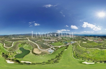 Mijas.  Anteproyecto de 11 Viviendas Unifamiliares. Suelo finalista. Zona Golf