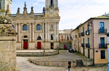 Lugo. Casa señorial en venta del s XIX. Conjunto Histórico Artístico de la Catedral