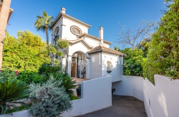 Marbella centro. Villa en venta. Huerta Belón. 