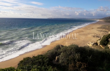 Tarifa. Parcela para proyecto de edificio de 6 apartamentos turísticos. Cádiz