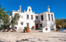 Granada. Finca y cortijo en venta. Montefrio.