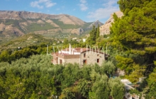 Jaén. Finca olivar en venta. Ideal eventos y hotel rural con encanto.