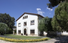 Sant Andreu Llavaneres. Exclusiva masía en venta. Casco Urbano. Ideal hostelería.