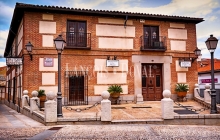 Navalcarnero. Un edificio histórico en venta con restaurante en funcionamiento.