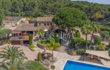 Baix Empordà. Una exclusiva masia en venta en la Costa Brava